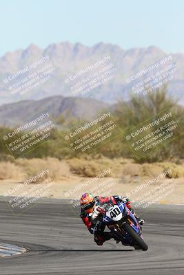 media/Nov-16-2025-Race Pace (Sun) [[8c5fa54630]]/Non Verified Riders (1st 20 Minutes)/2-Turn 10 (1010am)/